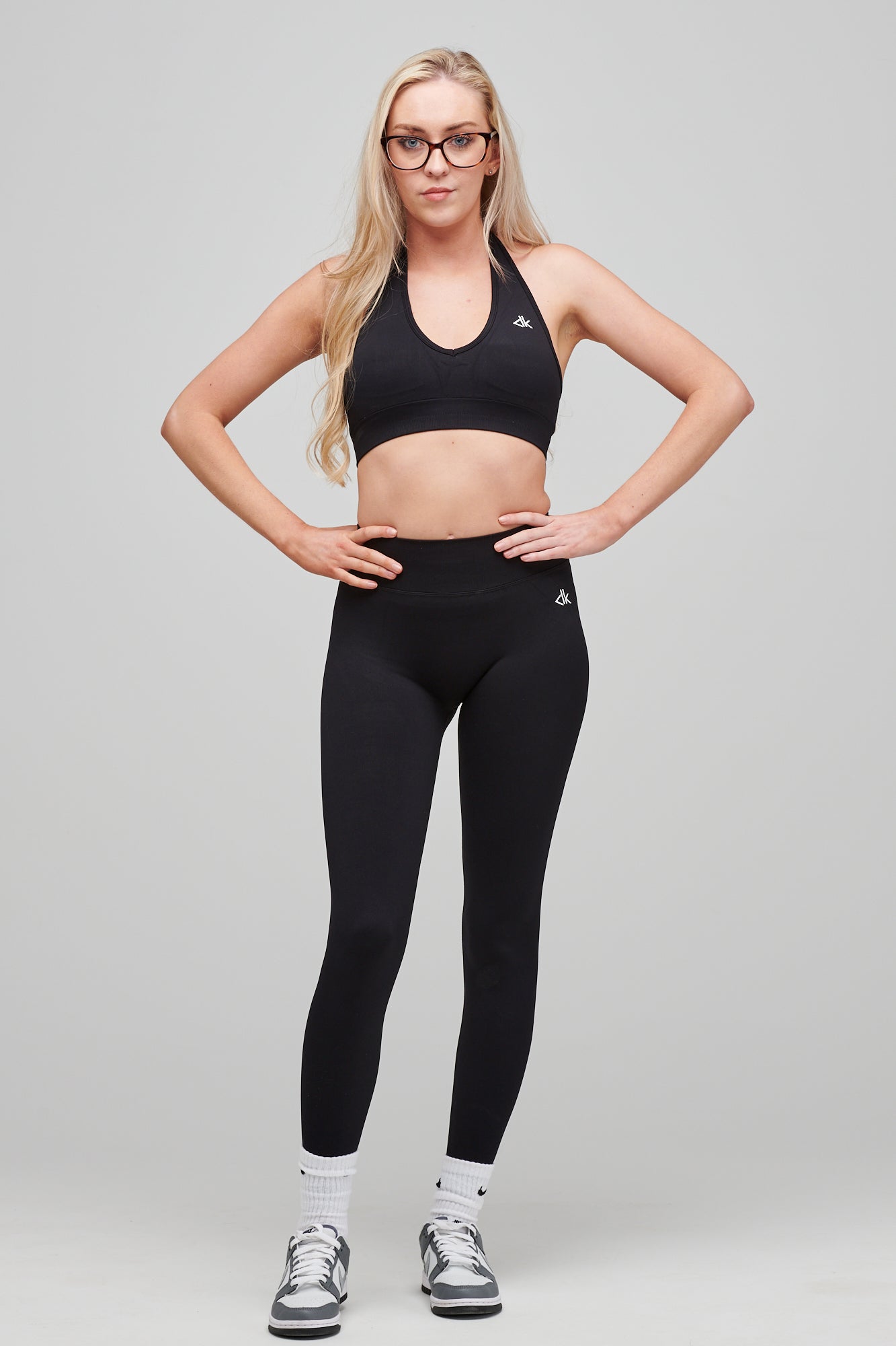 SNATCHED SEAMLESS LEGGINGS- BLACK